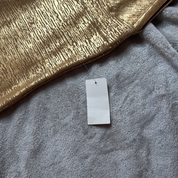 Gold women’s dress - Picture 2 of 4